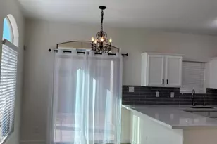 2725 E Mine Creek Rd, Phoenix, AZ 85024 - Photo 5