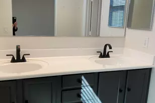 2725 E Mine Creek Rd, Phoenix, AZ 85024 - Photo 13