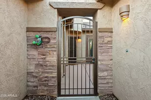 10056 E Prospector Drive, Gold Canyon, AZ 85118 - Photo 7