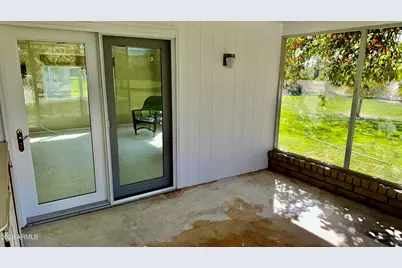 15430 N Lakeforest Drive, Sun City, AZ 85351 - Photo 11