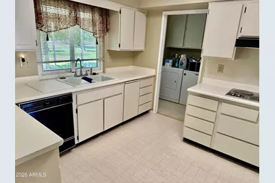 15430 N Lakeforest Drive, Sun City, AZ 85351 - Photo 5