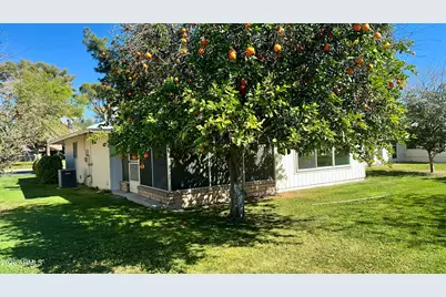 15430 N Lakeforest Drive, Sun City, AZ 85351 - Photo 13