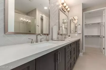 5250 E Deer Valley Drive #246, Phoenix, AZ 85054 - Photo 15