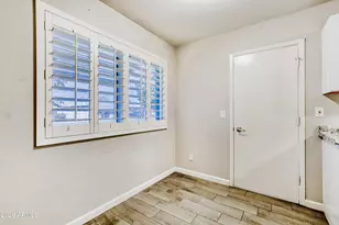 10317 N 97th Dr, Peoria, AZ 85345 - Photo 9