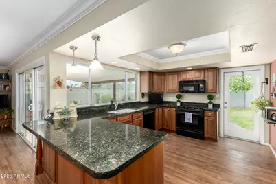 1941 E Pebble Beach Drive E, Tempe, AZ 85282 - Photo 5