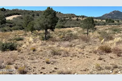 17424 S Juniper Drive #61, Peeples Valley, AZ 86332 - Photo 13