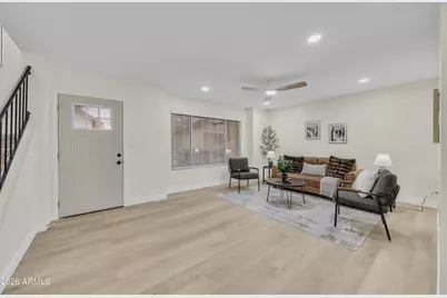 4821 W Loma Lane, Glendale, AZ 85302 - Photo 5