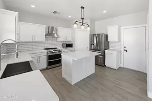 3818 W Carson Rd, Phoenix, AZ 85041 - Photo 11