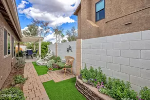 558 E Devon Dr, Gilbert, AZ 85296 - Photo 31