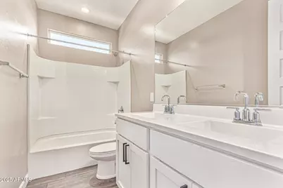 707 W Hartford Avenue, Phoenix, AZ 85023 - Photo 23