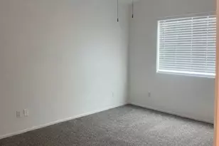 3043 W Covey Ln, Phoenix, AZ 85027 - Photo 9