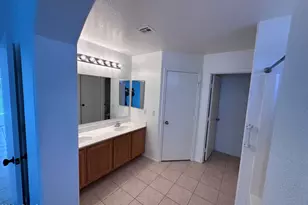 3043 W Covey Ln, Phoenix, AZ 85027 - Photo 11