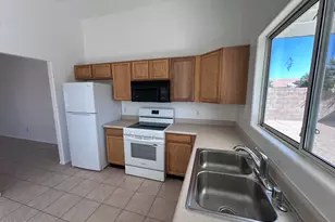 3043 W Covey Ln, Phoenix, AZ 85027 - Photo 3