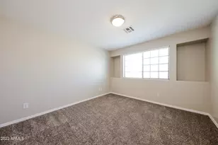 2255 E Parkside Ln, Phoenix, AZ 85024 - Photo 15