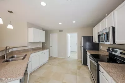 2255 E Parkside Lane, Phoenix, AZ 85024 - Photo 9