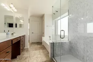 2507 E Rustling Oaks Ln, Phoenix, AZ 85024 - Photo 27