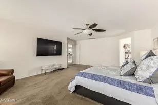 2507 E Rustling Oaks Ln, Phoenix, AZ 85024 - Photo 25