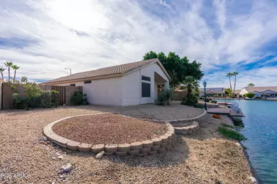 8746 W Lisbon Lane, Peoria, AZ 85381 - Photo 33