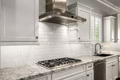 10636 E Stearn Avenue, Mesa, AZ 85212 - Photo 9