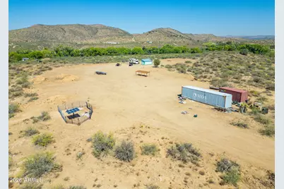 000 S Wagoner Road #D, Congress, AZ 85332 - Photo 11