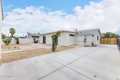 3247 E Sheridan Street, Phoenix, AZ 85008 - Photo 33