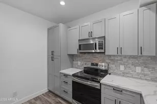 21655 N 36th Ave, Glendale, AZ 85308 - Photo 13