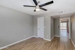 740 W Elm St, Phoenix, AZ 85013 - Photo 13