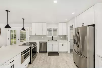 3025 E Sierra Street, Phoenix, AZ 85028 - Photo 13