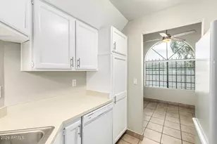 4328 N 36th St, Phoenix, AZ 85018 - Photo 13