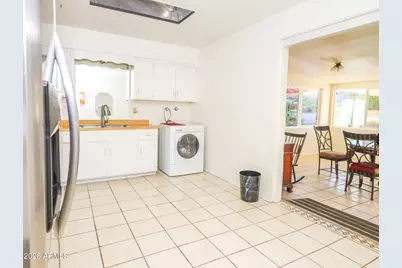 10929 W Cherry Hills Drive W, Sun City, AZ 85351 - Photo 9