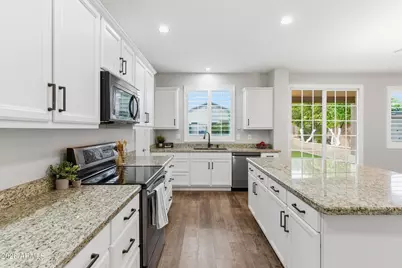 8988 W Irma Lane, Peoria, AZ 85382 - Photo 3