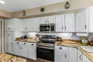 12421 W Encanto Blvd, Avondale, AZ 85392 - Photo 19