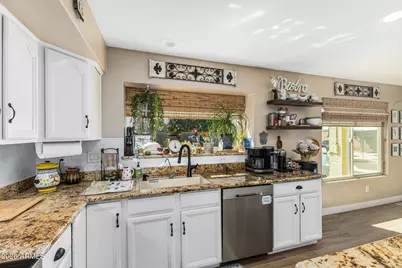 12421 W Encanto Boulevard, Avondale, AZ 85392 - Photo 23