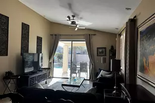 18131 W Canyon Ln, Goodyear, AZ 85338 - Photo 5