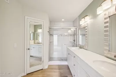 4223 E Cassia Way, Phoenix, AZ 85044 - Photo 33