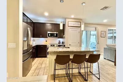 17380 W Patrick Lane, Surprise, AZ 85387 - Photo 11