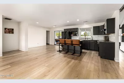 640 E Melody Drive, Gilbert, AZ 85234 - Photo 11