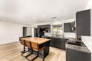 640 E Melody Dr, Gilbert, AZ 85234 - Photo 7