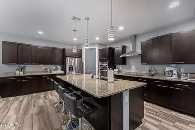 18379 W Marshall Lane, Surprise, AZ 85388 - Photo 11