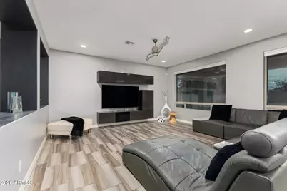 18379 W Marshall Lane, Surprise, AZ 85388 - Photo 7