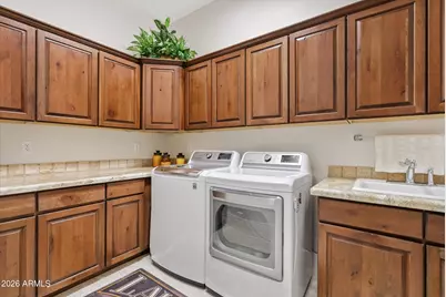 5643 E Rancho Tierra Drive, Cave Creek, AZ 85331 - Photo 27