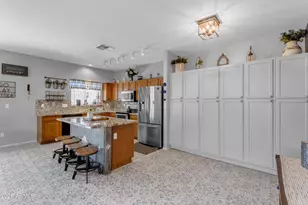 17735 W Port Royale Ln, Surprise, AZ 85388 - Photo 21