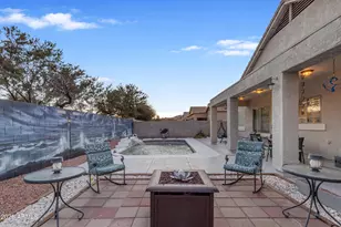 17735 W Port Royale Ln, Surprise, AZ 85388 - Photo 49