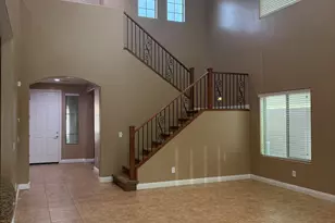 10743 W Desert Elm Ln, Peoria, AZ 85383 - Photo 13