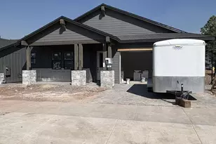 540 N Valerian Ln, Flagstaff, AZ 86004 - Photo 1