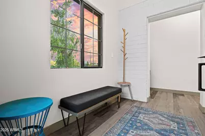 358 E Whitton Avenue, Phoenix, AZ 85012 - Photo 7