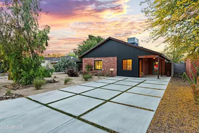 358 E Whitton Avenue, Phoenix, AZ 85012 - Photo 3