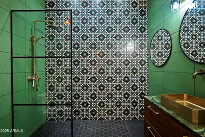 358 E Whitton Avenue, Phoenix, AZ 85012 - Photo 27