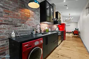 358 E Whitton Ave, Phoenix, AZ 85012 - Photo 25