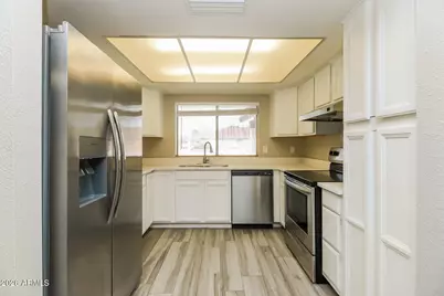 6315 W Banff Lane, Glendale, AZ 85306 - Photo 9